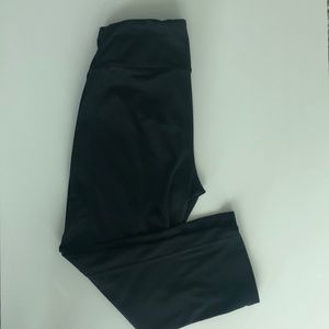 Capri Active Leggings
